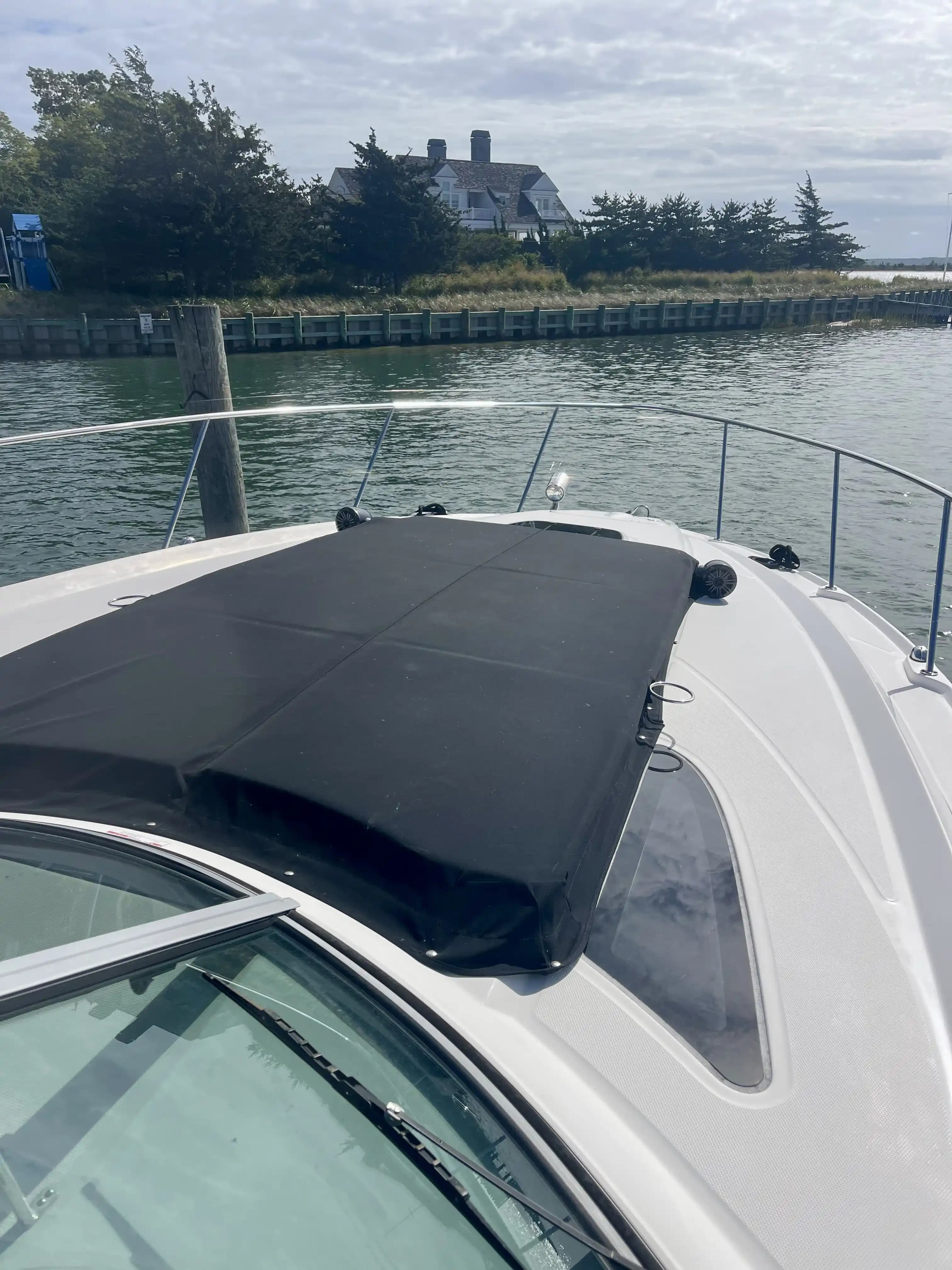 Sea Ray Sundancer 370 for Sale