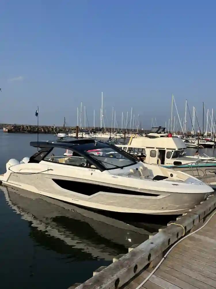 Cruisers Yachts 42 GLS OB for Sale
