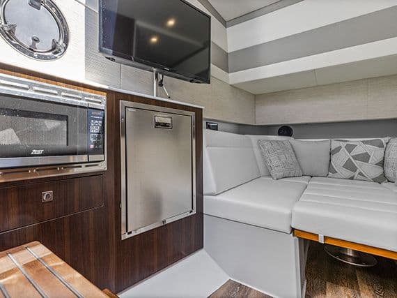 2024 Cruisers Yachts 42 GLS OB for Sale in Sag Harbor, New York Bowrider 2