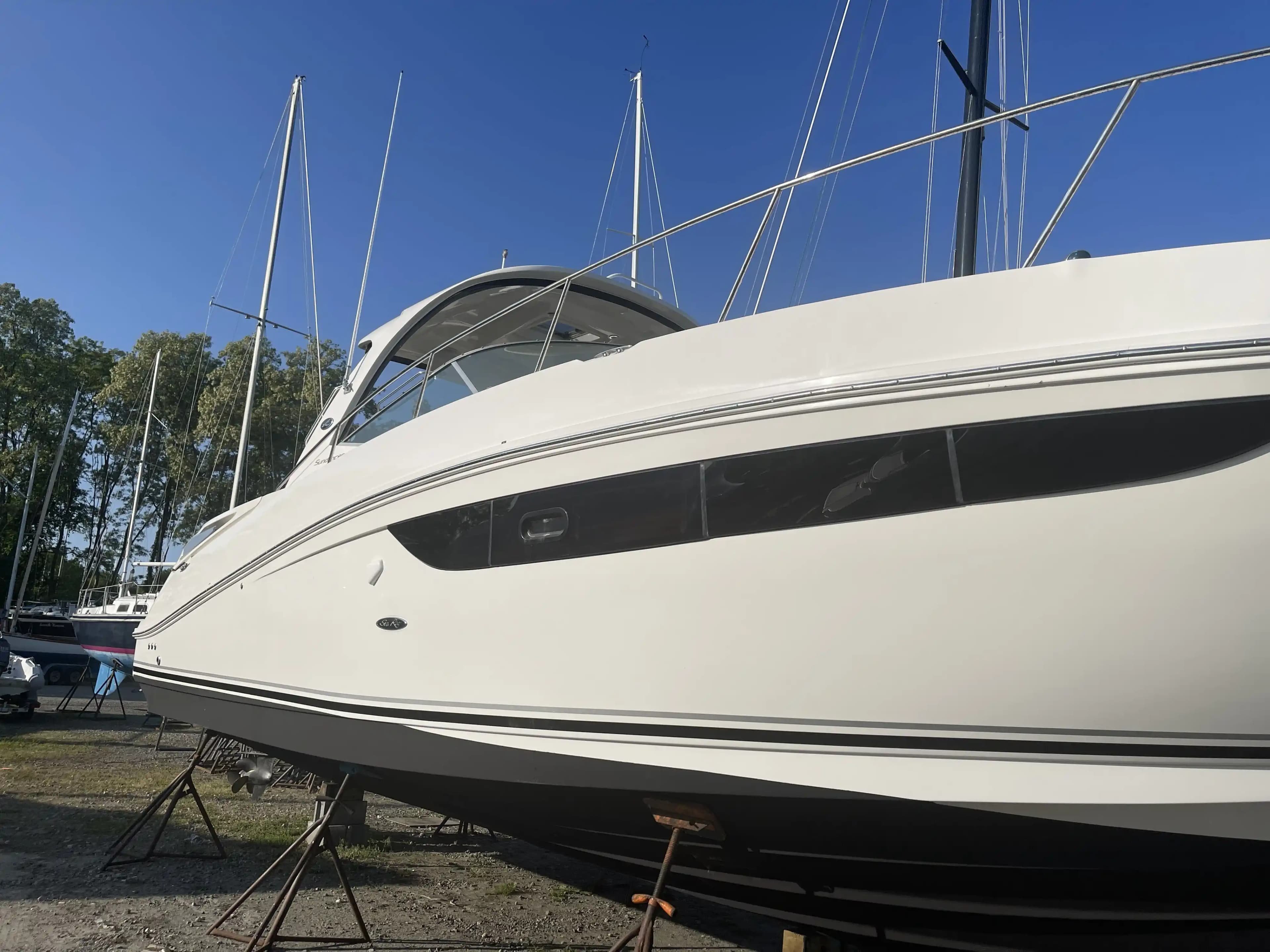 Sea Ray Sundancer 370 for Sale