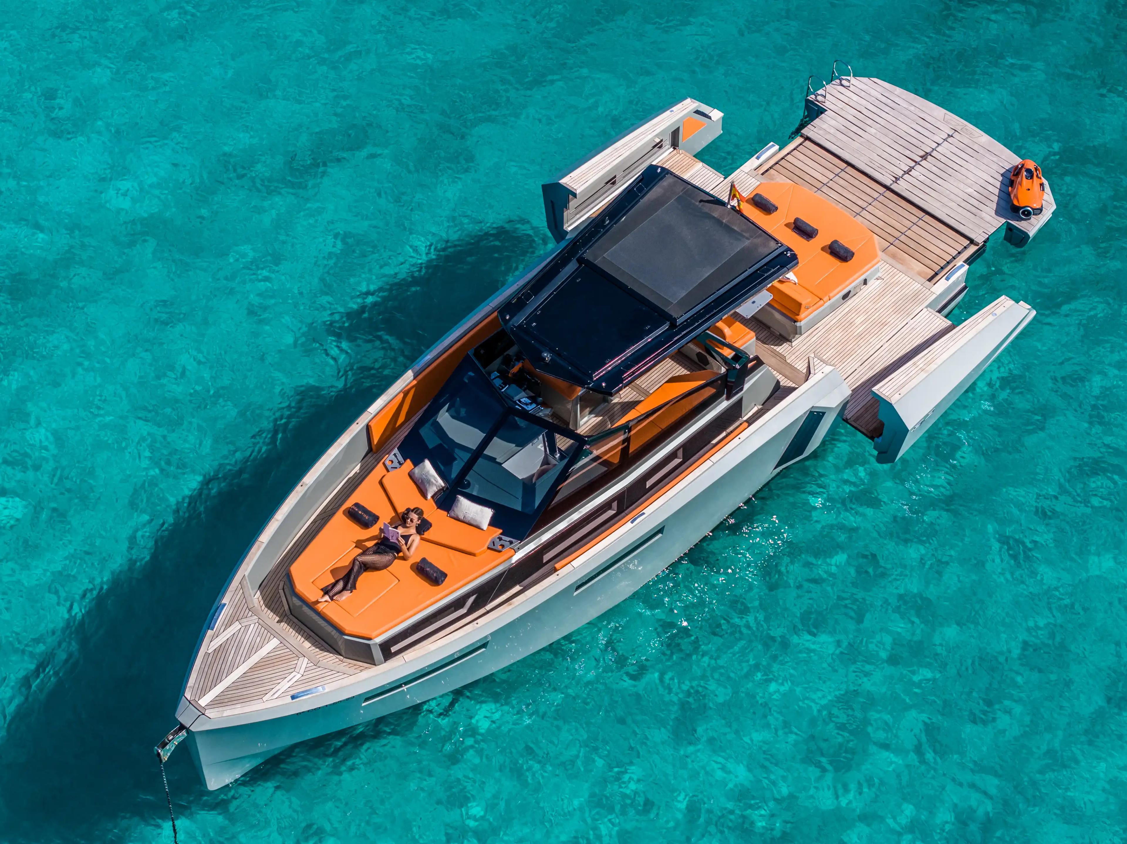 Evo Yachts R4 XT WA For Sale