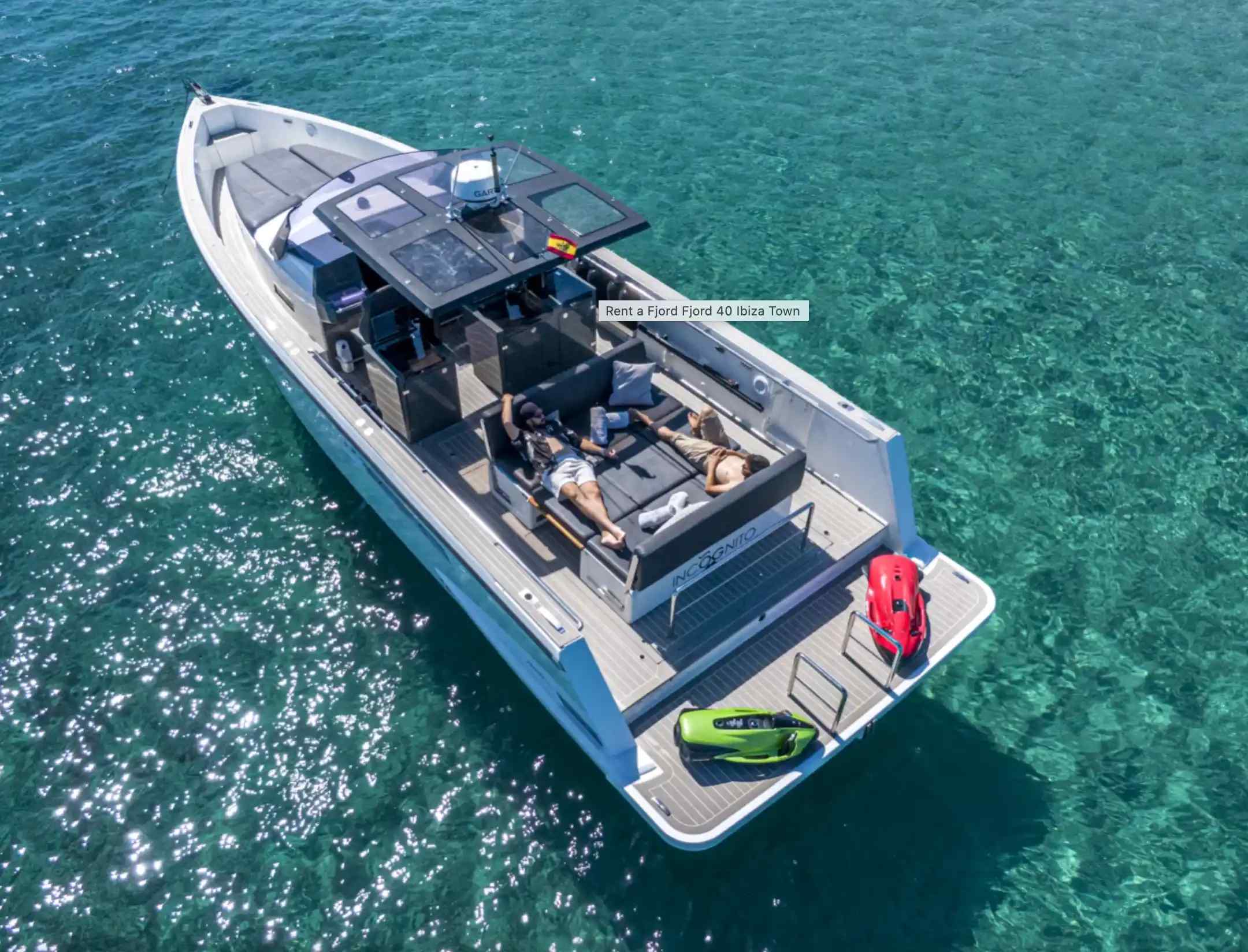 Yacht