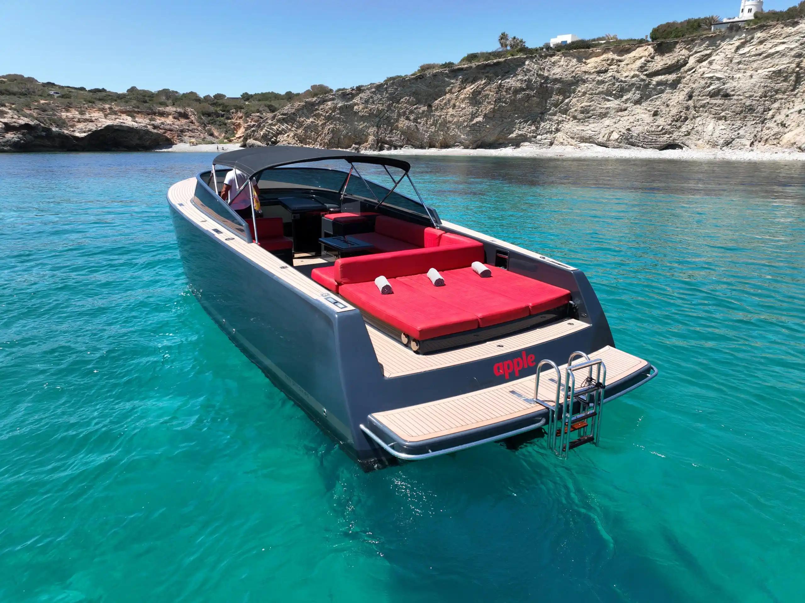 VanDutch Yachts 40 For Sale