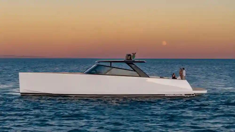 VanDutch Yachts 75 For Sale