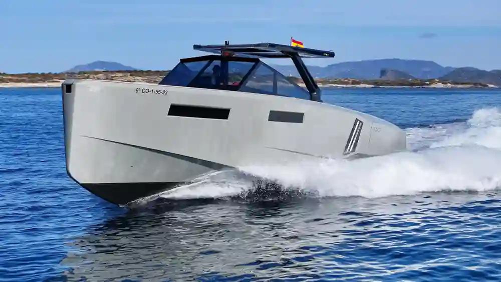 Evo Yachts R4 XT WA For Sale
