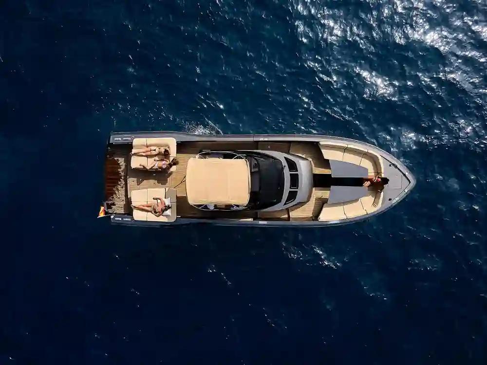 CNM Continental 43 Tender For Sale