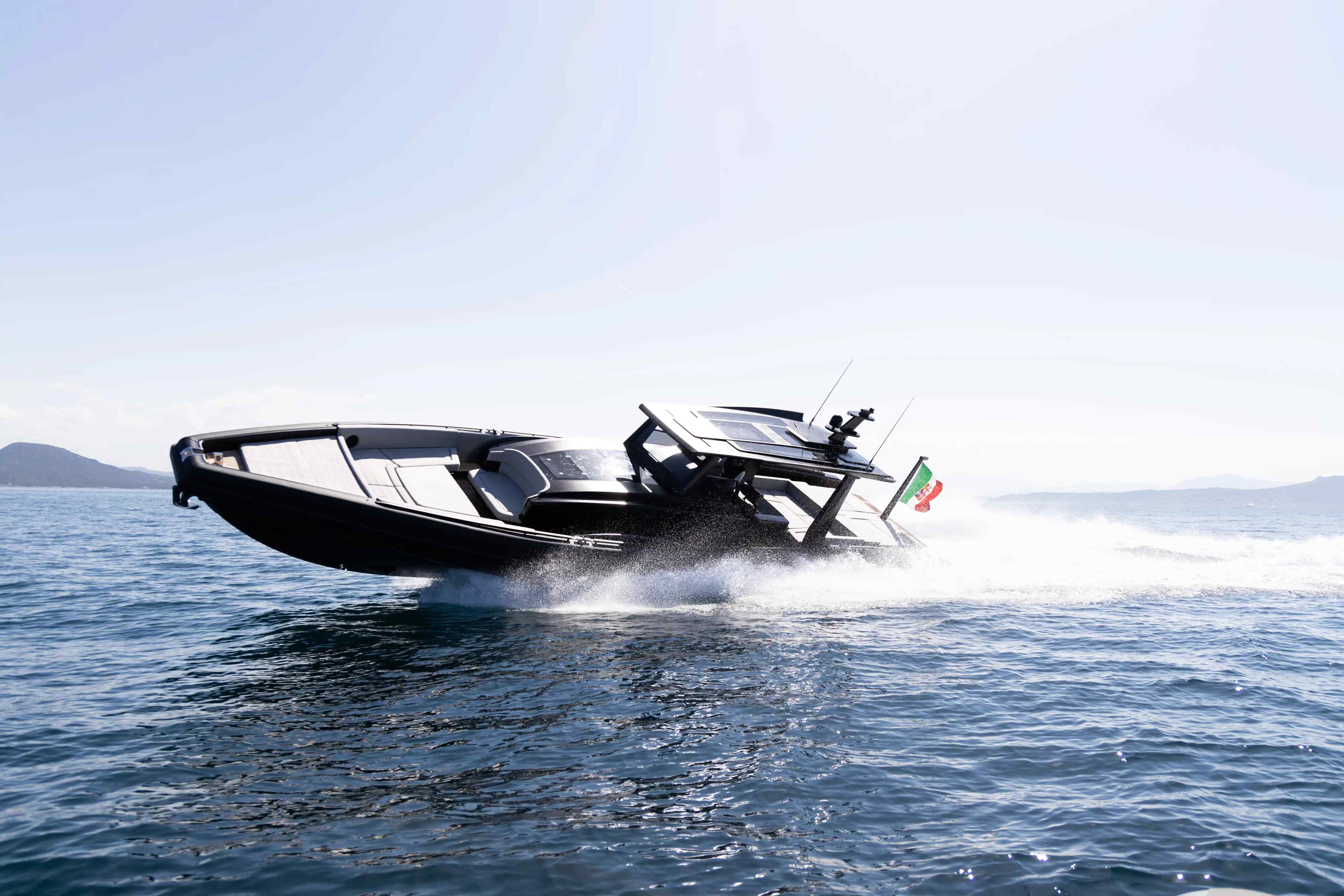 Yacht