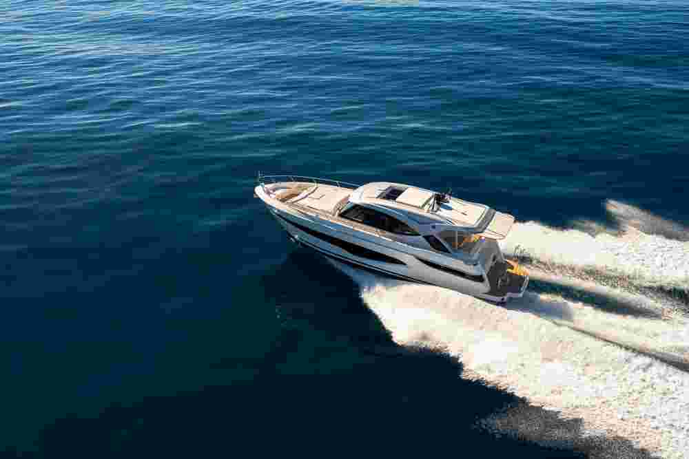 2025 Riviera 4300 Sports Express