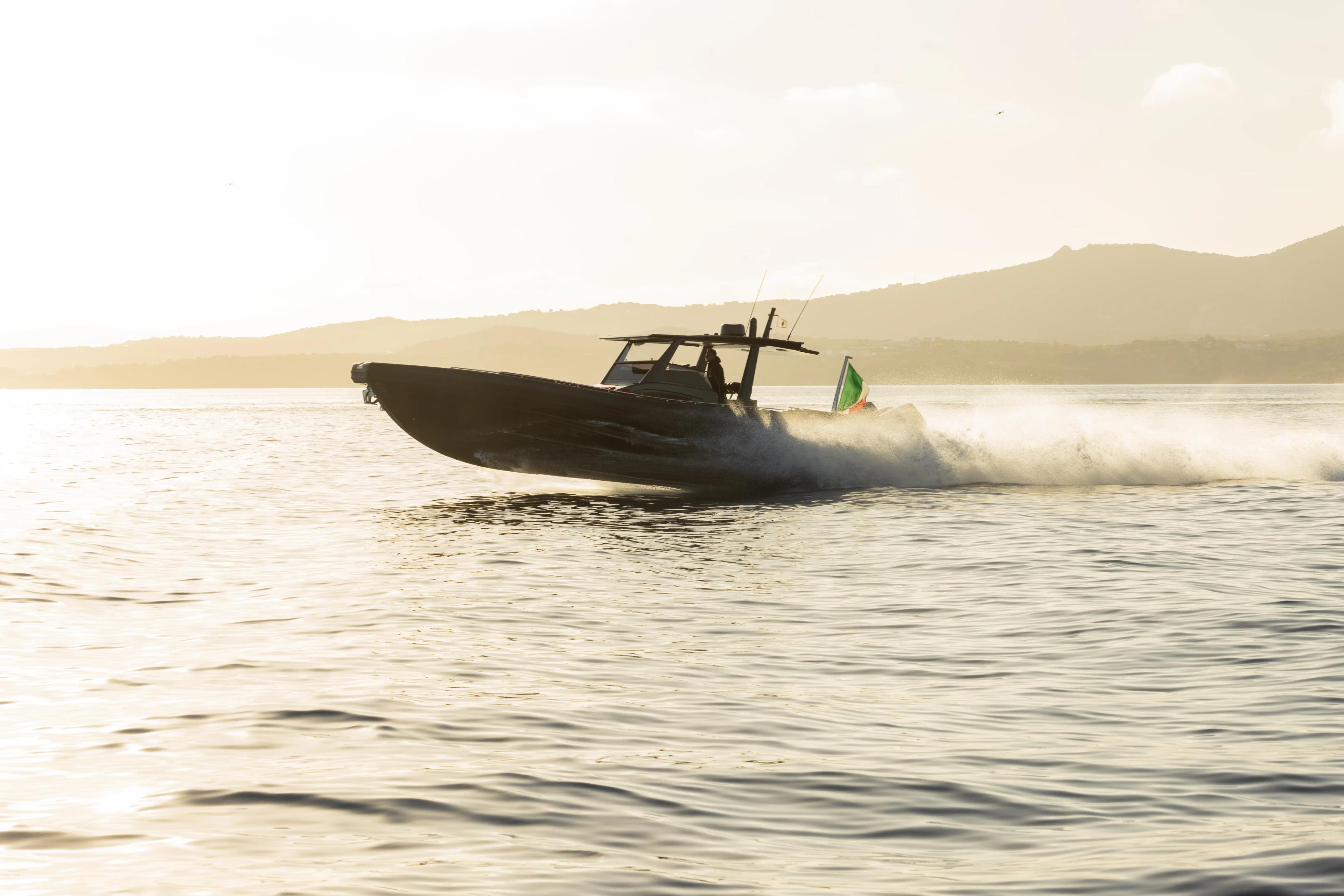 Novamarine Black Shiver 120 Outboard For Sale