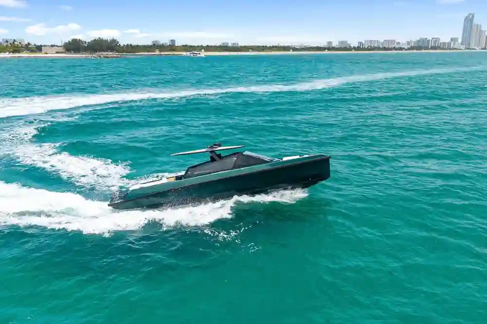 2023 Wally Wallytender43X te koop in Miami Beach, Florida Tender 3