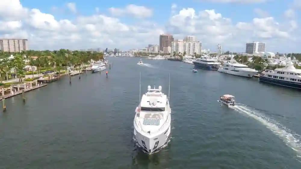 2019 Horizon FD87 for Sale in Newport, Rhode Island Motor Yacht 5