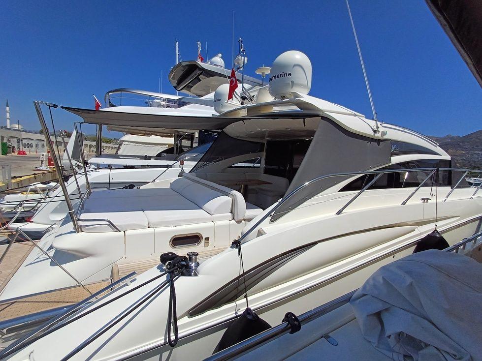 Princess Yachts V62 For Sale