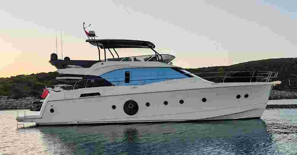 2015 Beneteau Monte Carlo 6