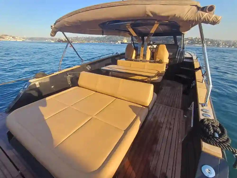 Focus Motor Yachts Forza 37 For Sale