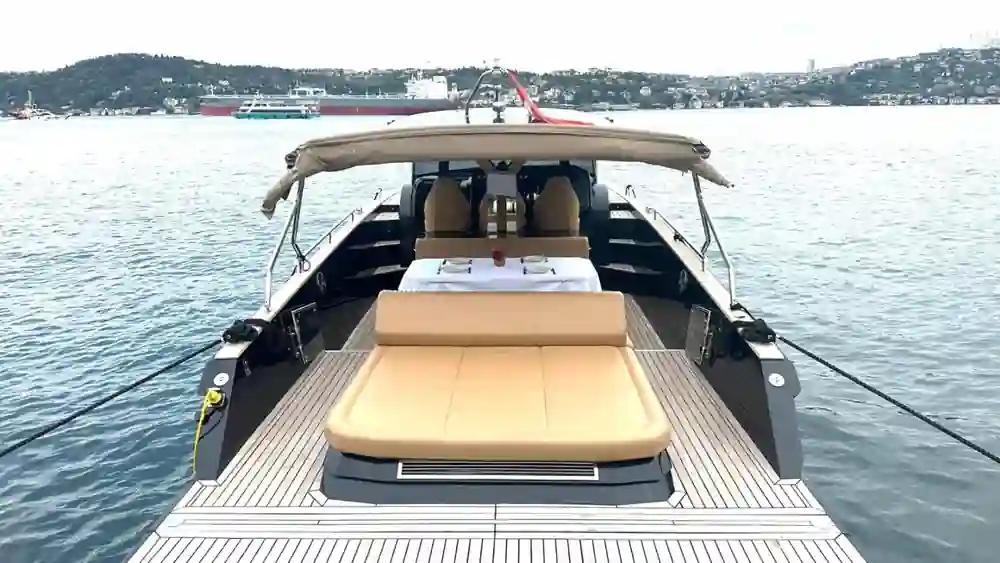Focus Motor Yachts Forza 37 For Sale