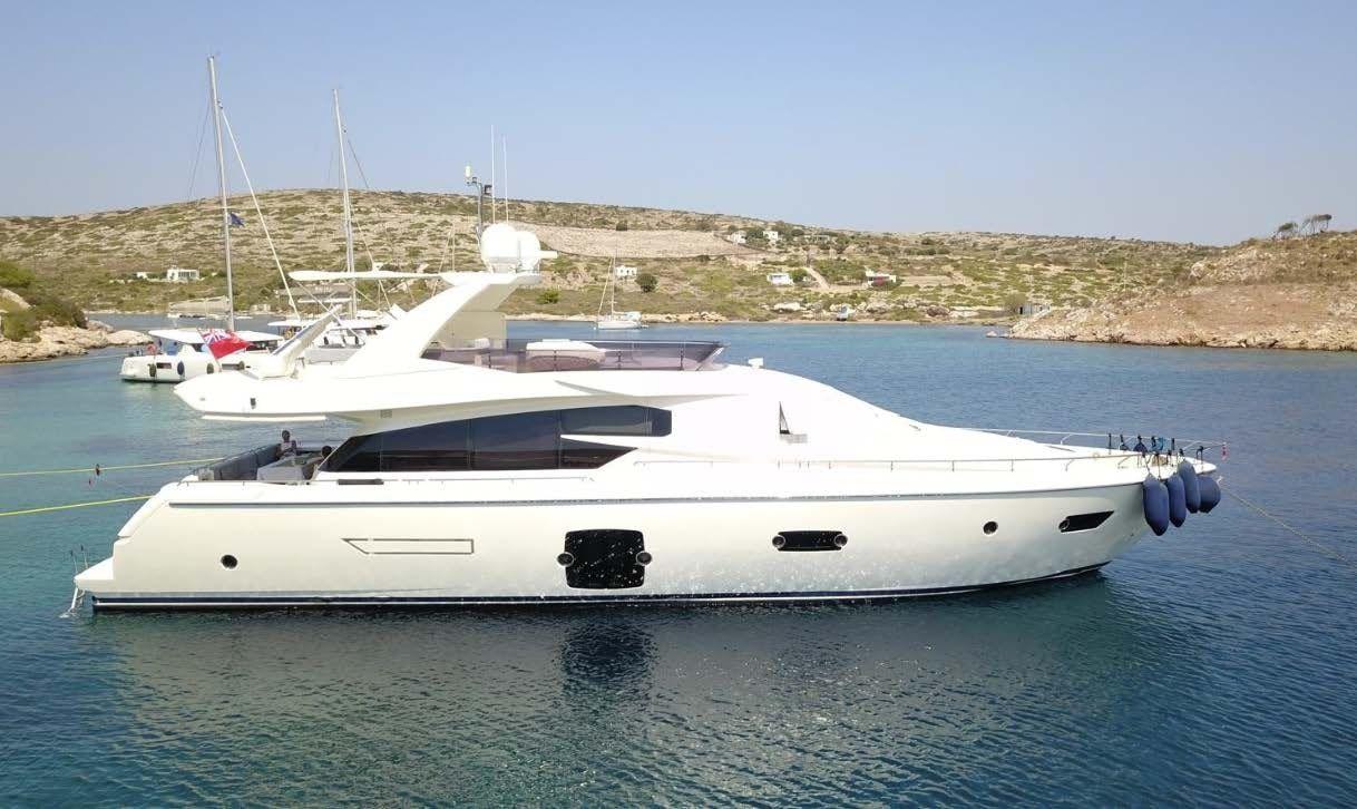 Ferretti Yachts 720 For Sale