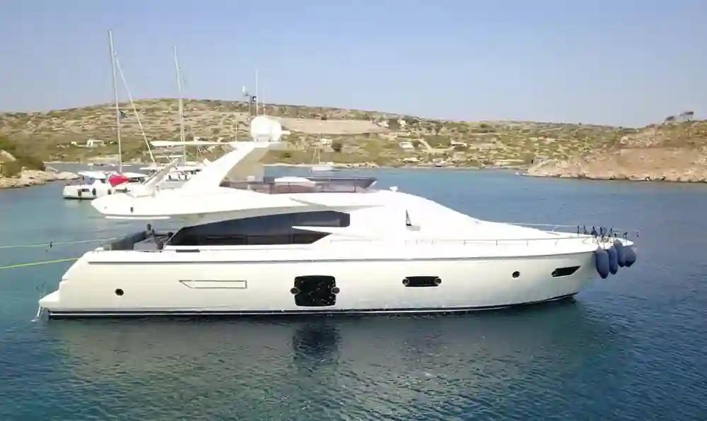 Ferretti Yachts 720 For Sale