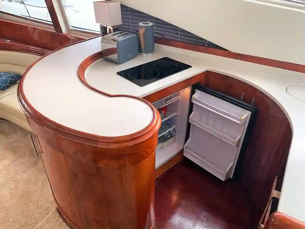 2001 Astondoa 54 GLX zum Verkauf in Alcúdia, ES Motor Yacht 5