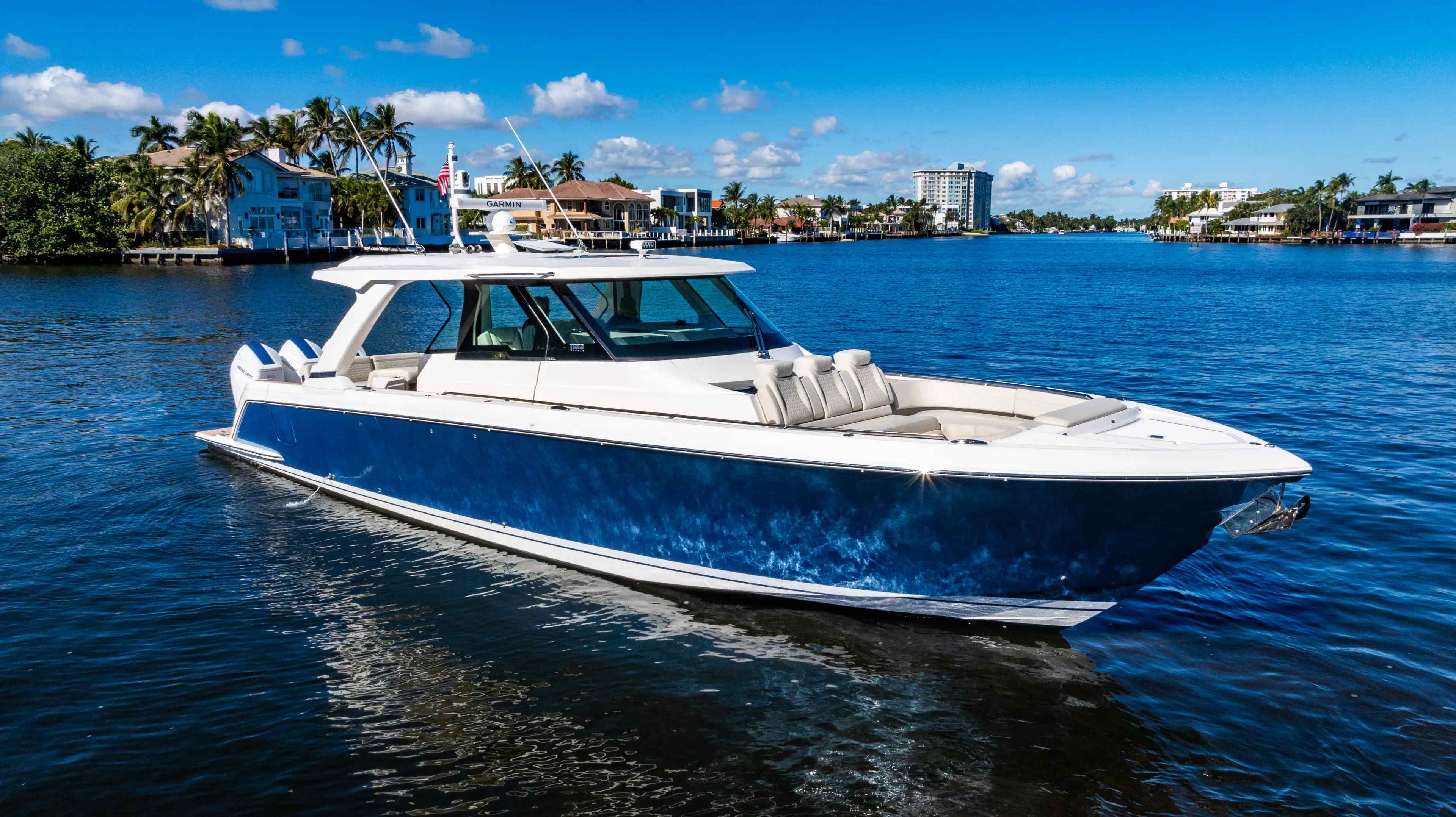 Yacht