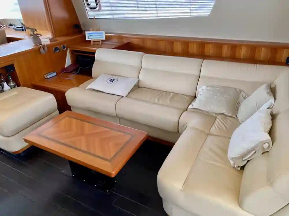 2011 Fountaine Pajot QUEENSLAND 55 Sold in Barcelona, ES Power Catamarans 3