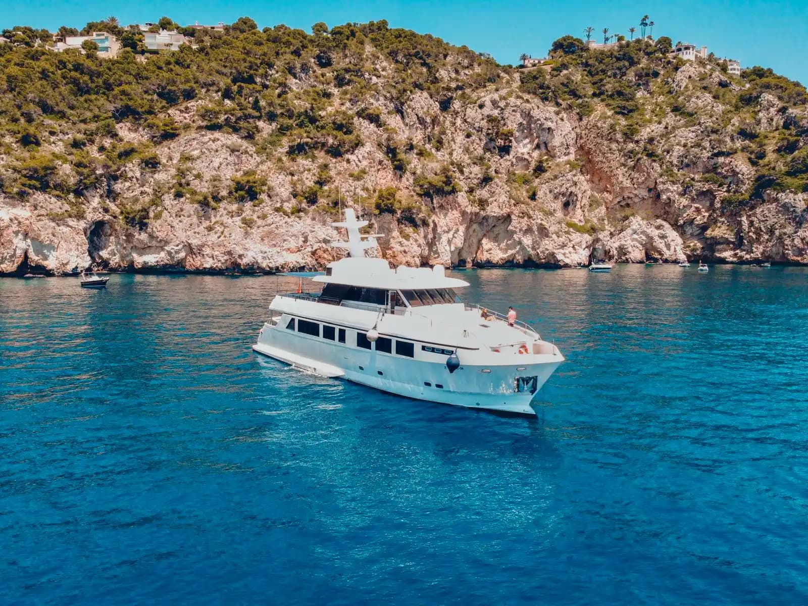 Explorer Yacht EX 92 PRO 50 PAX for Sale