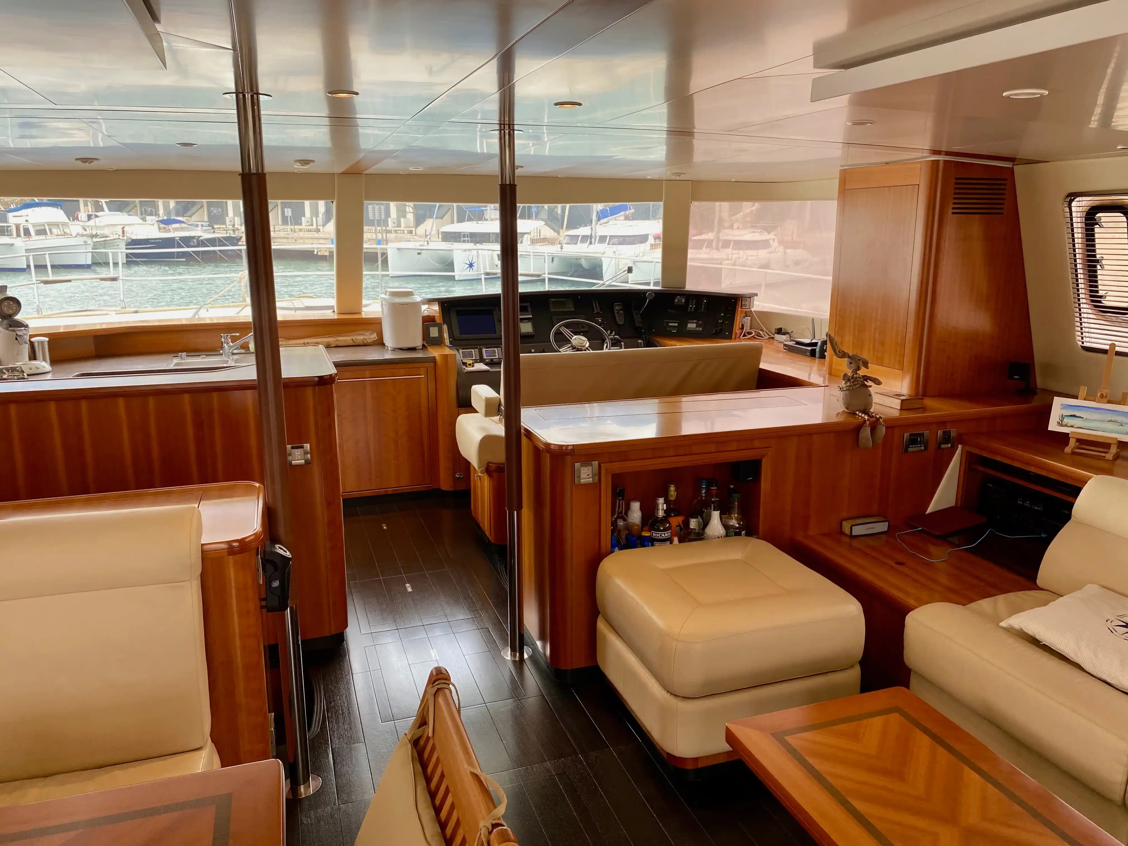 2011 Fountaine Pajot QUEENSLAND 55 Sold in Barcelona, ES Power Catamarans 2