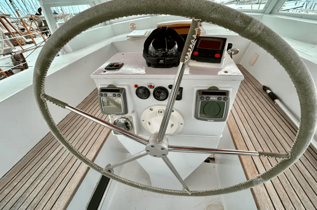 Custom BOUVET PETIT 57 à vendre