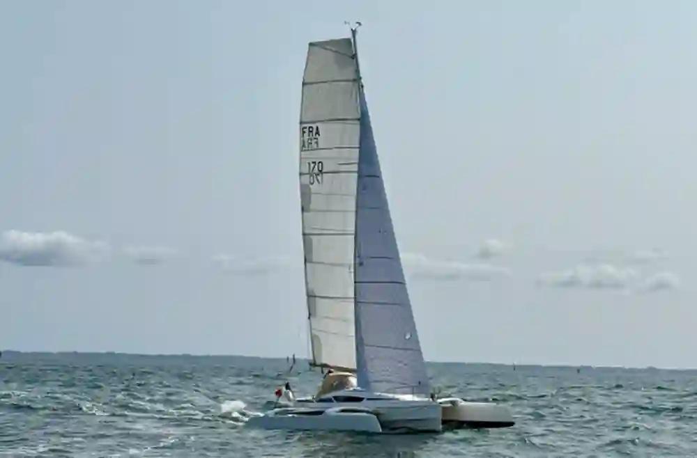 Dragonfly Trimarans 28 For Sale