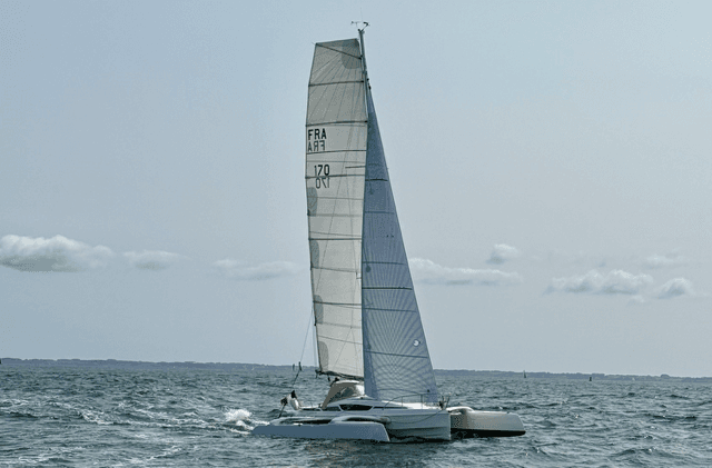 Dragonfly Trimarans 28 For Sale
