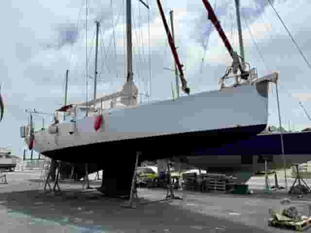 2010 Custom BOUVET PETIT 57