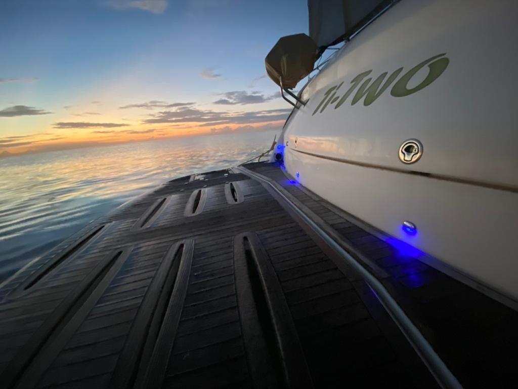 Riviera 4400 SPORT YACHT For Sale