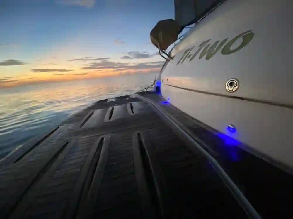 Riviera 4400 SPORT YACHT For Sale