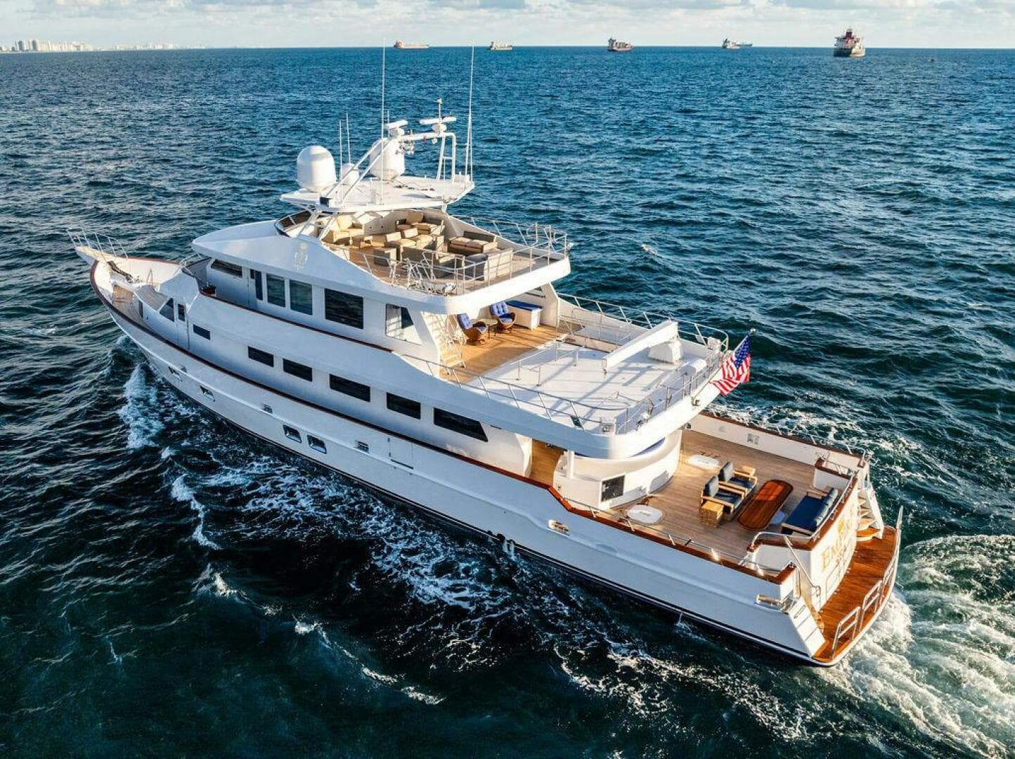 2009 Crystal Yachts 117 for Sale in Charleston, South Carolina Motor Yacht 3