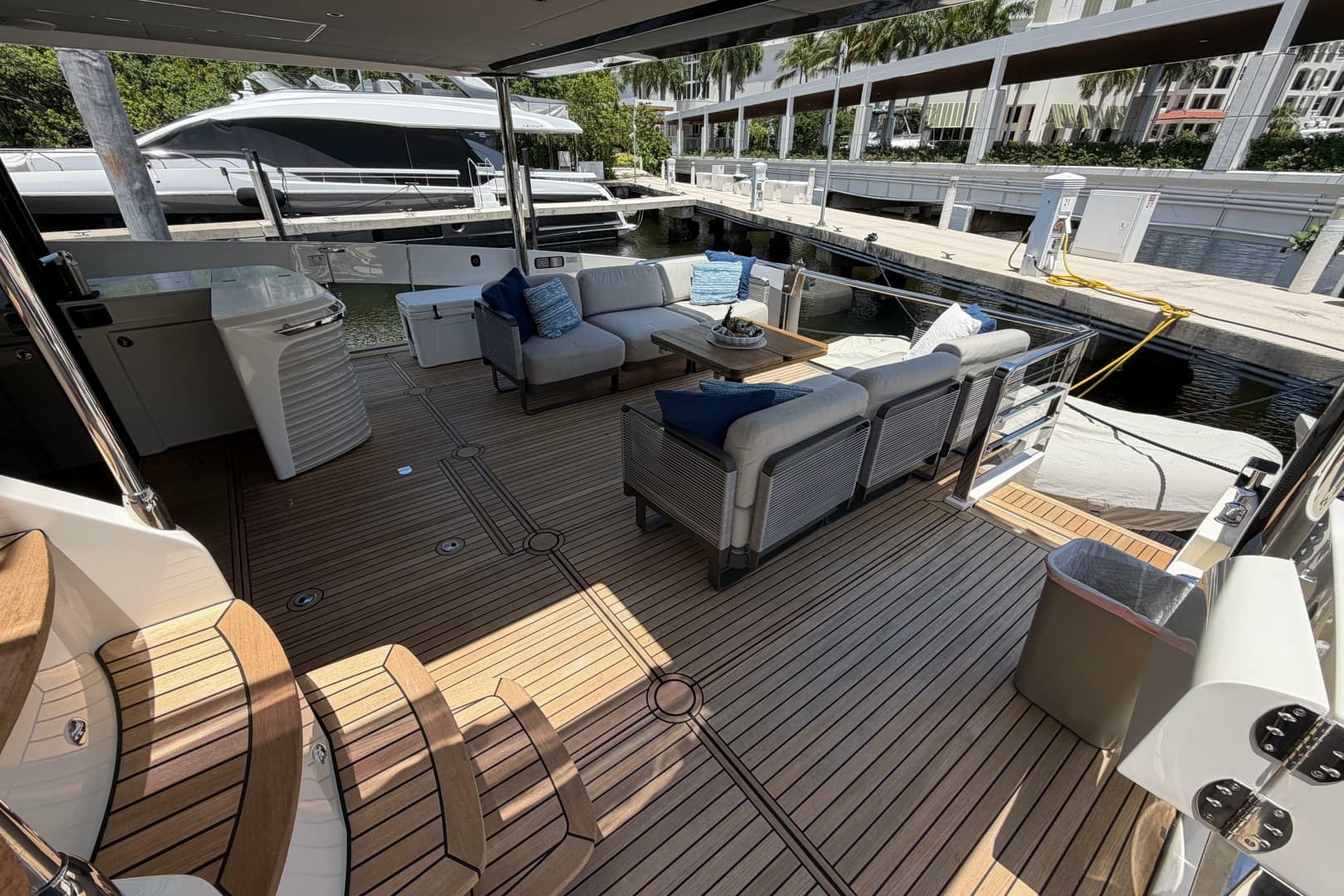 2024 Absolute Navetta 75 for Sale in Aventura, Florida Motor Yacht 2