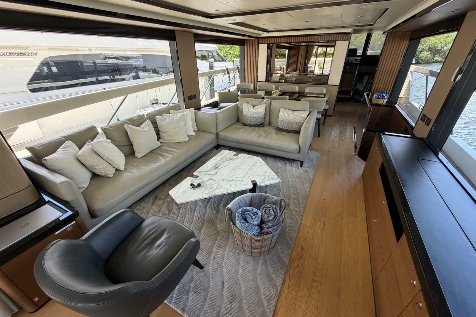 2024 Absolute Navetta 75 for Sale in Aventura, Florida Motor Yacht 4