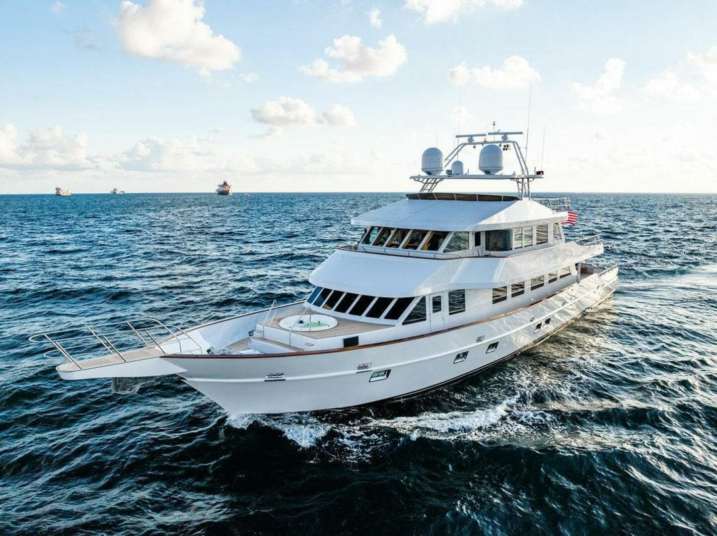 2009 Crystal Yachts 117 for Sale in Charleston, South Carolina Motor Yacht 2