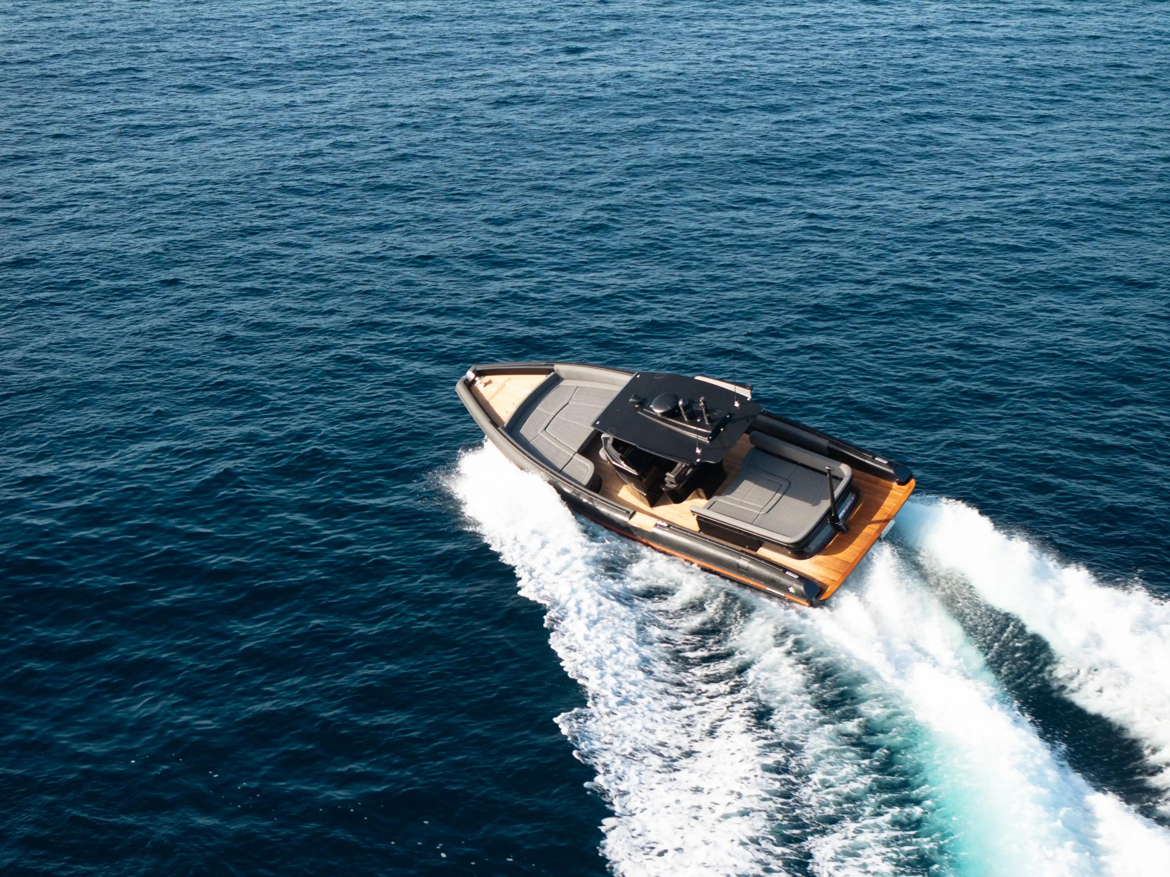 Novamarine Black Shiver 100 - Sterndrive For Sale