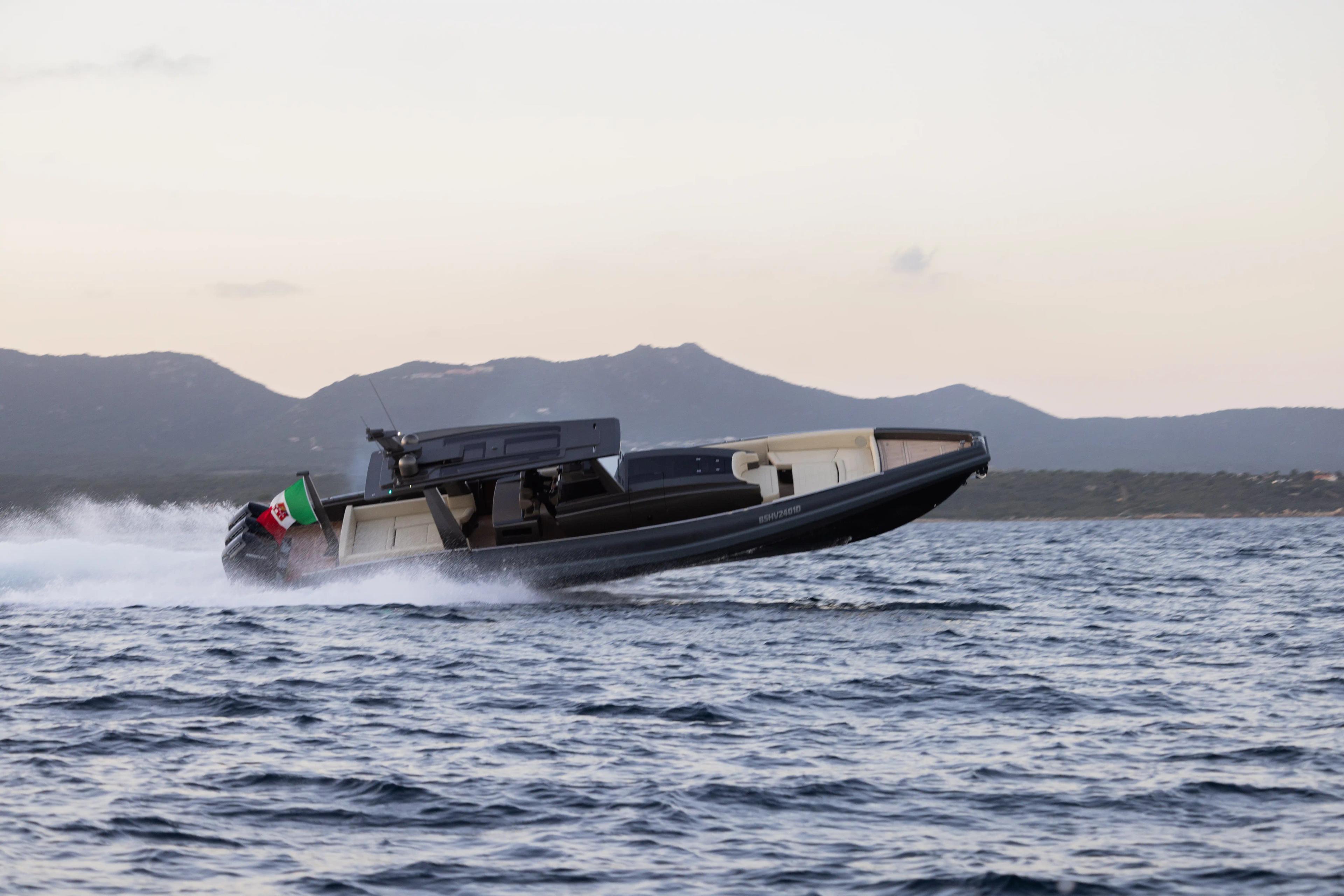 Yacht