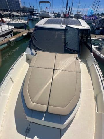 Greenline Yachts Neo HT for Sale