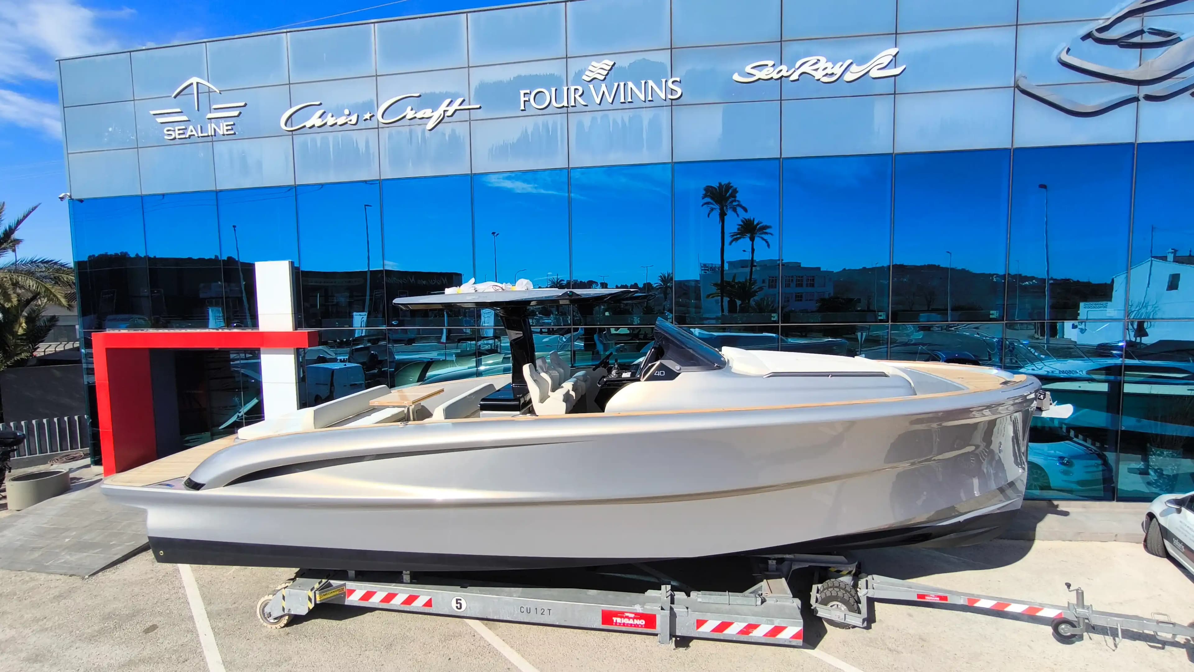 Solaris Power 40 Open a la venta