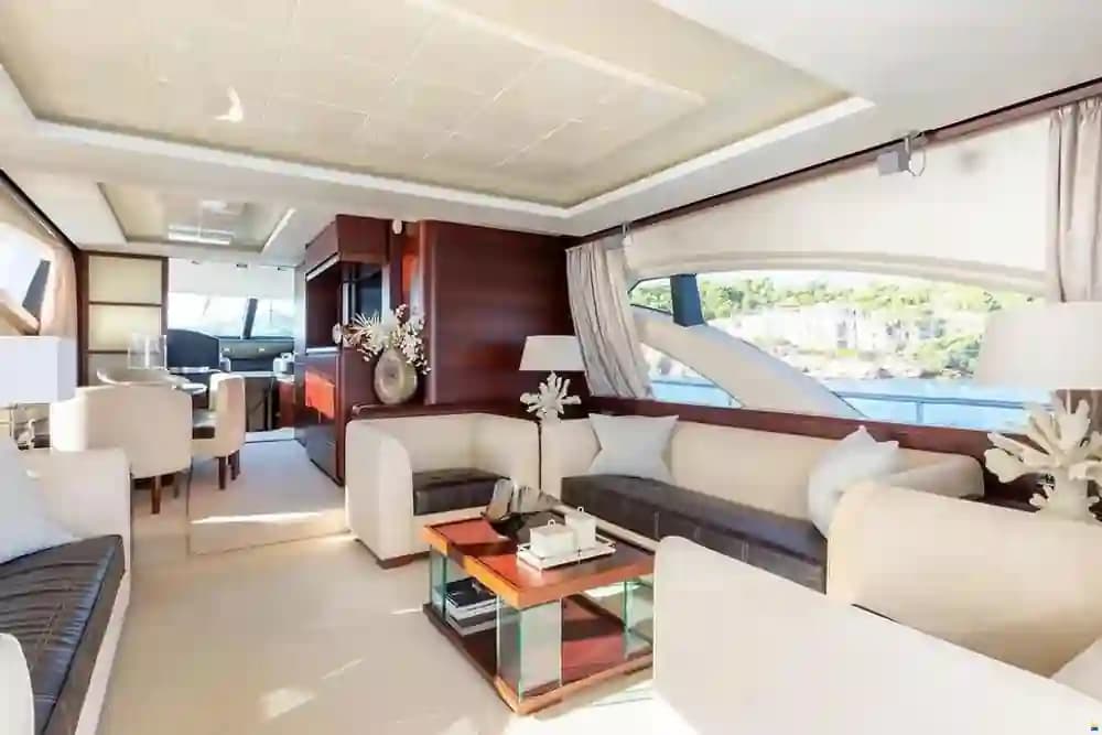 2013 Azimut 75 Fly for Sale in Palma, ES Flybridge 3