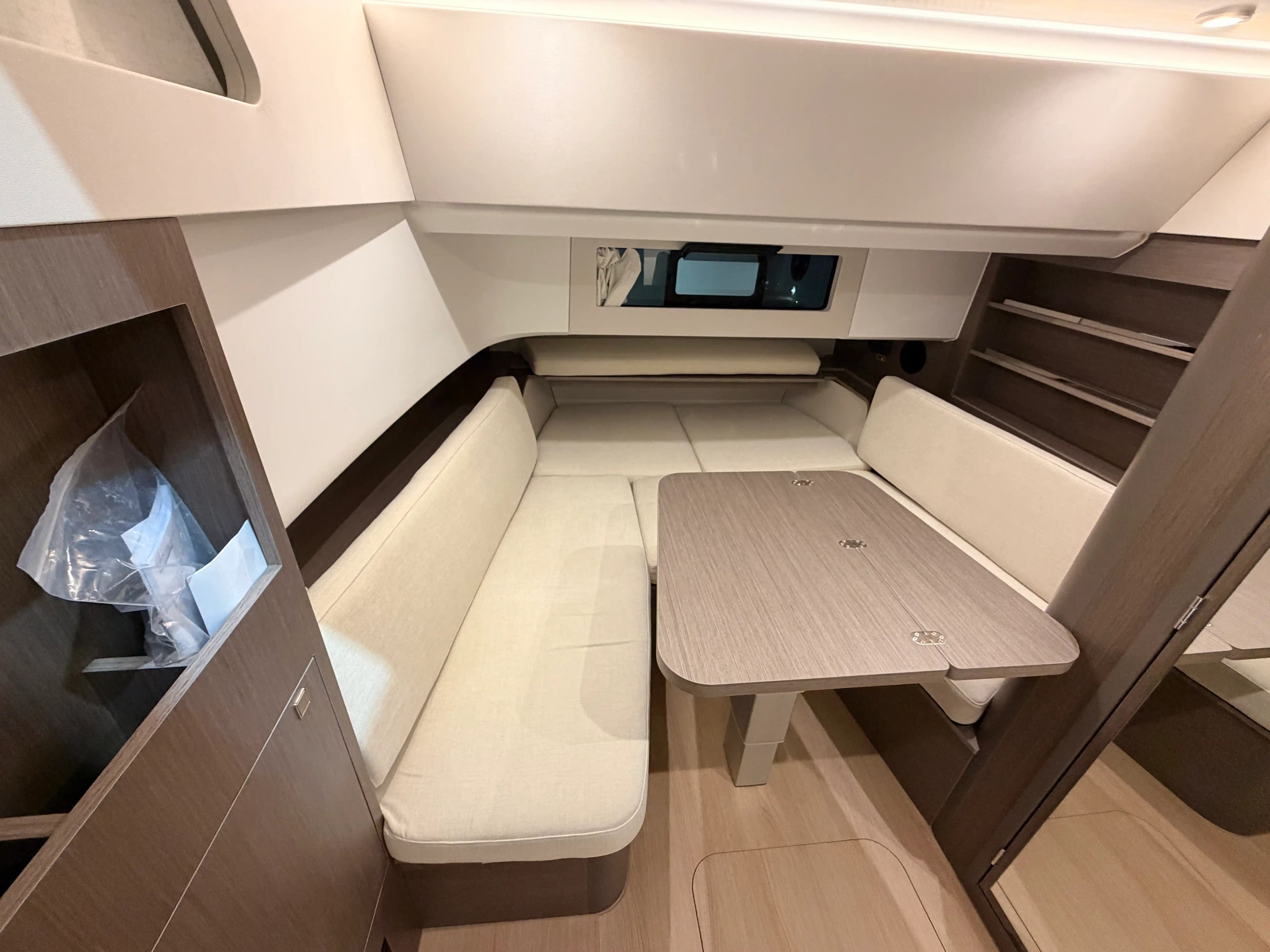 2026 Beneteau Gran Turismo 35 for Sale in Girona, ES Express Cruiser 4