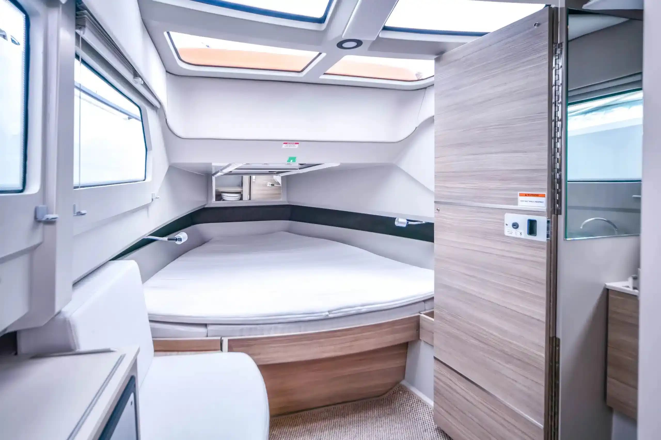 2026 Saxdor 320 GTO for Sale in Viladamat, ES Walk-around Boats 4