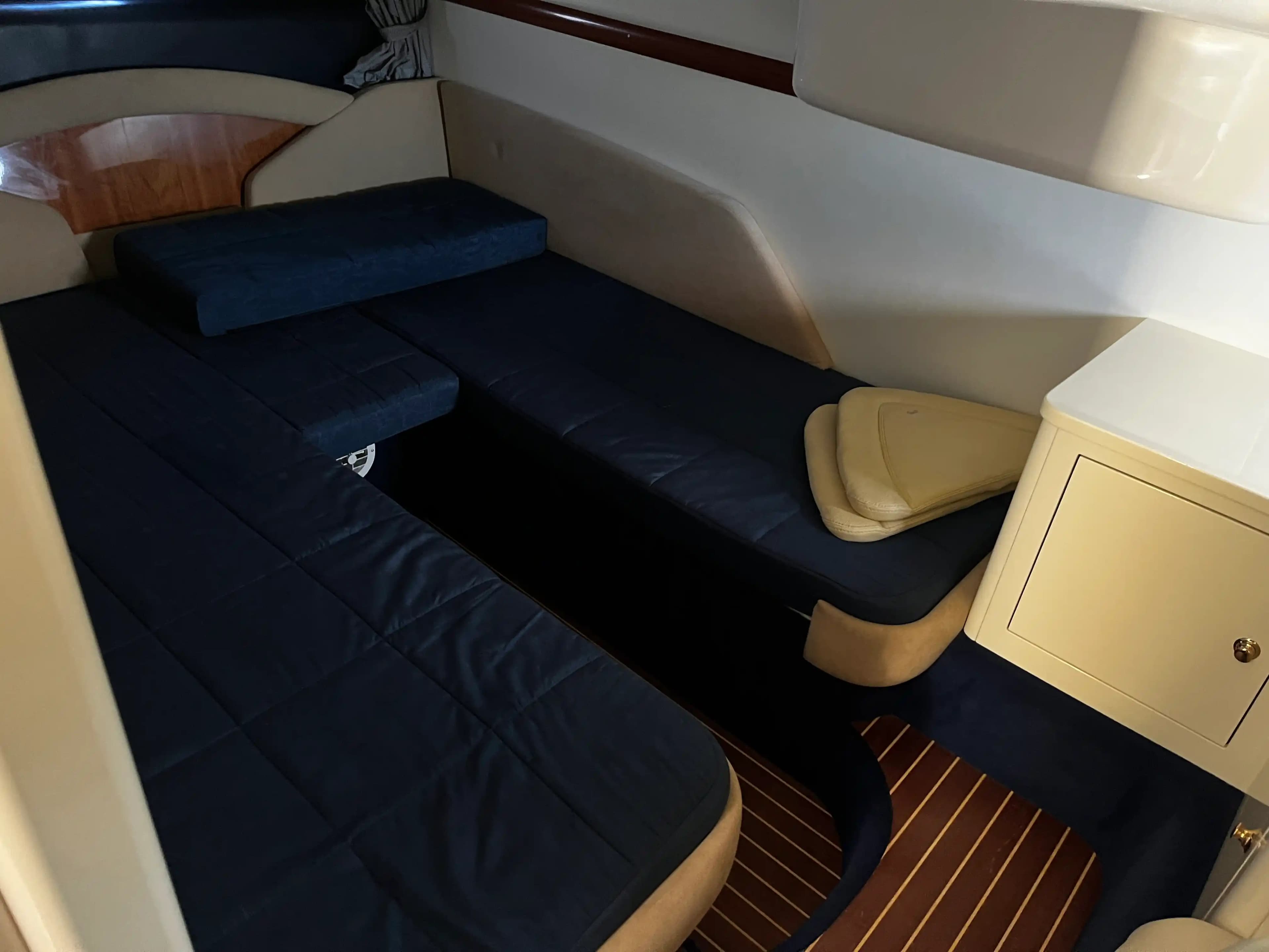2007 Cranchi 41 Endurance zum Verkauf in L'Escala, ES Motor Yacht 4
