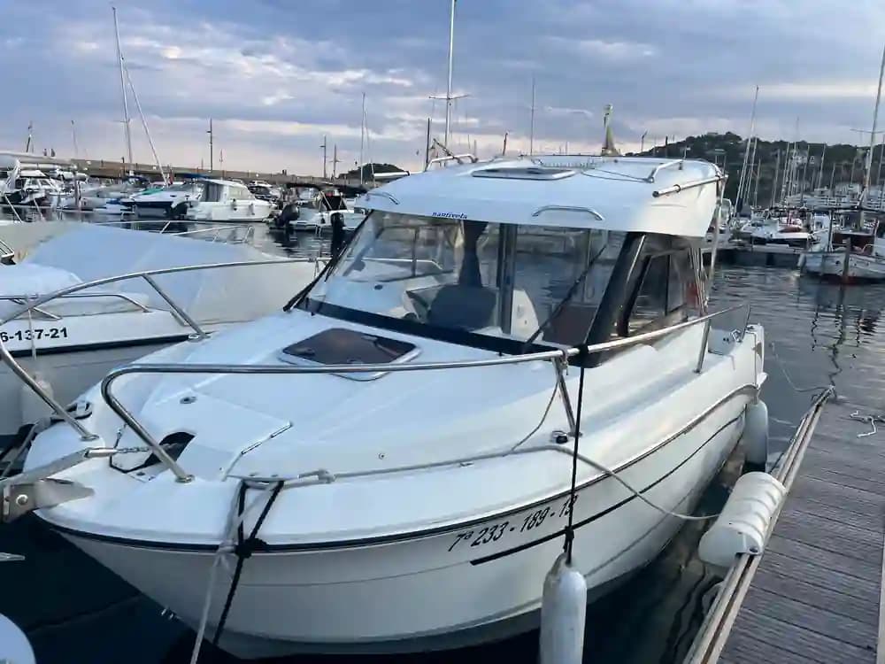 Beneteau Antares 6 for Sale