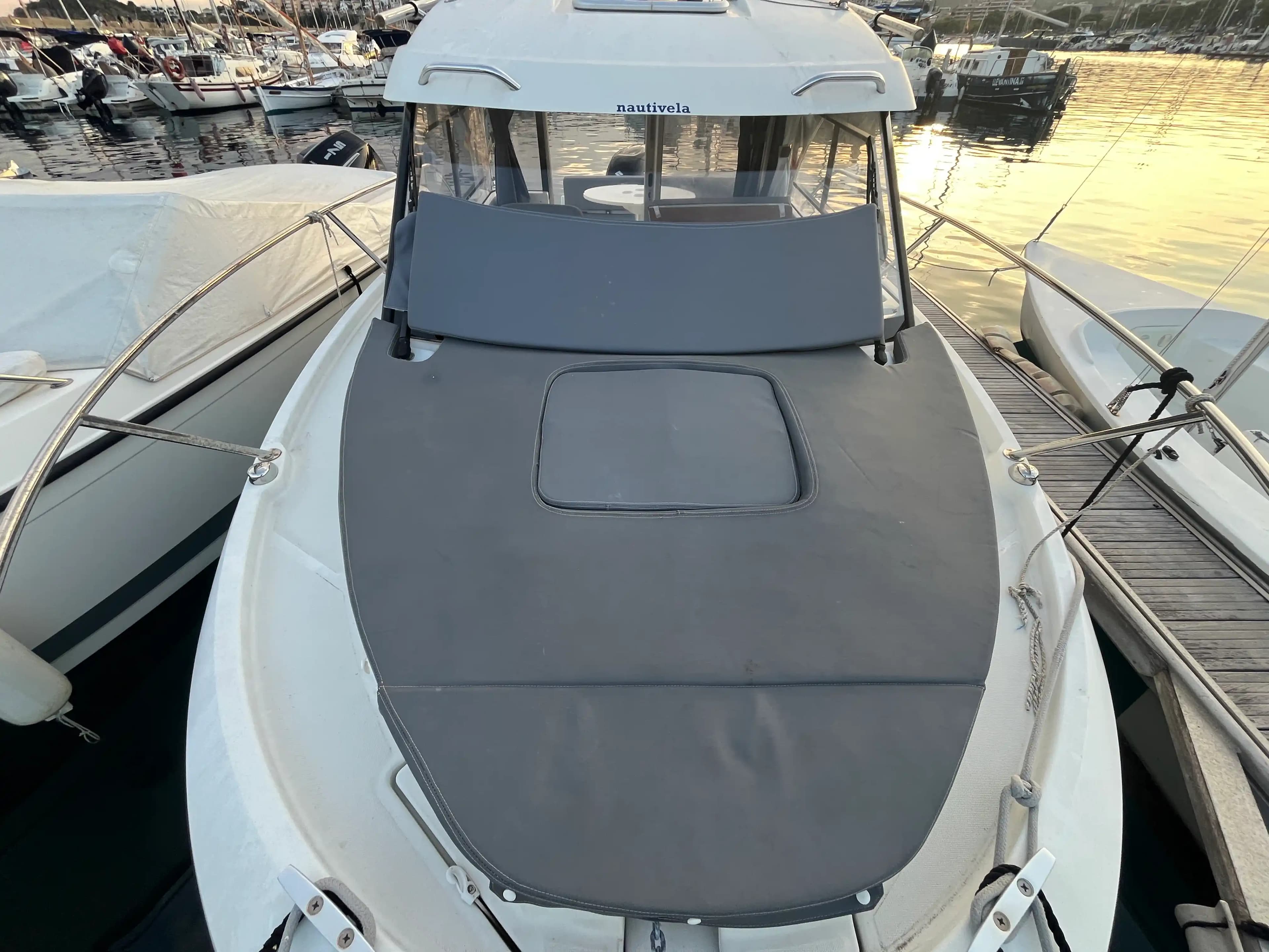 Beneteau Antares 6 for Sale