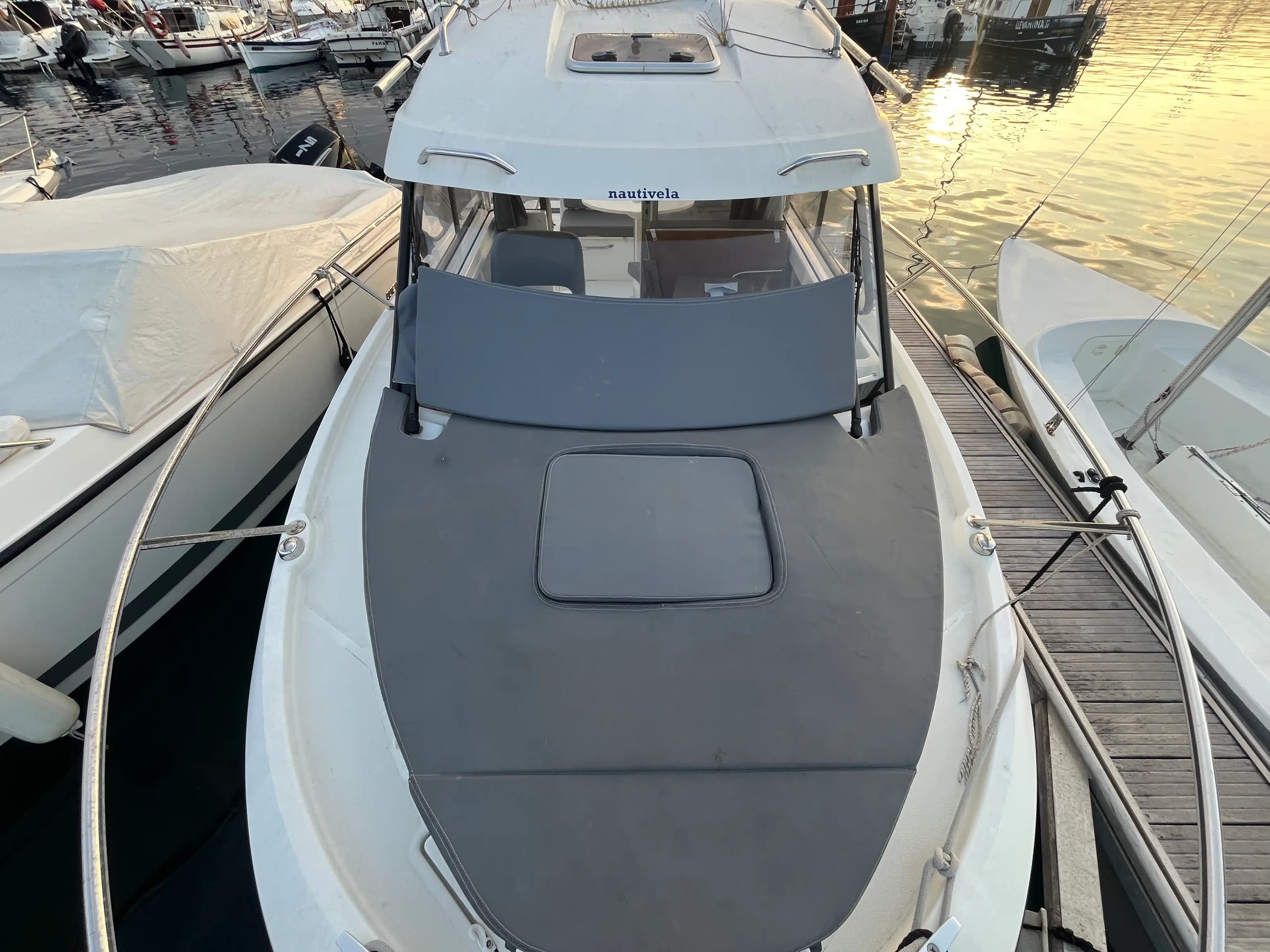 Beneteau Antares 6 for Sale