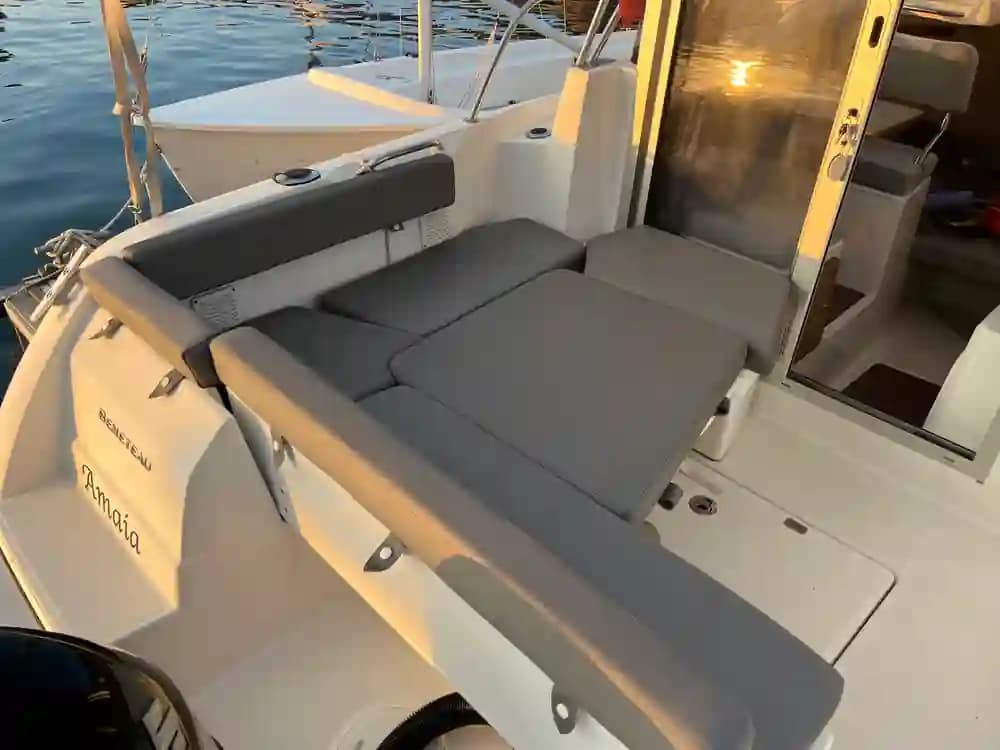 2019 Beneteau Antares 6 a la venta en L'Escala, ES Pilothouse 4