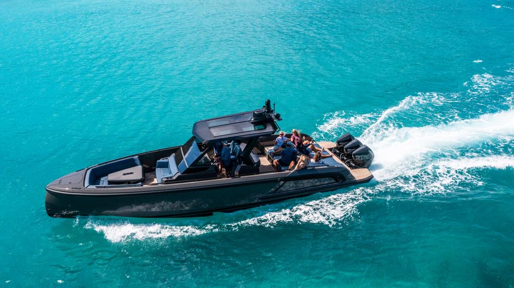 2022 Vanquish Yachts VQ40 Sports Line