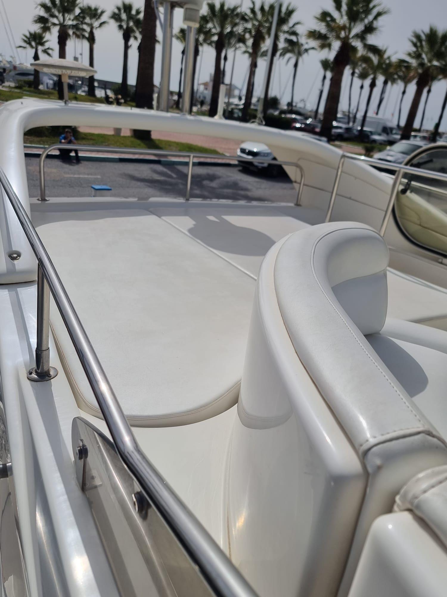 Azimut 390 For Sale